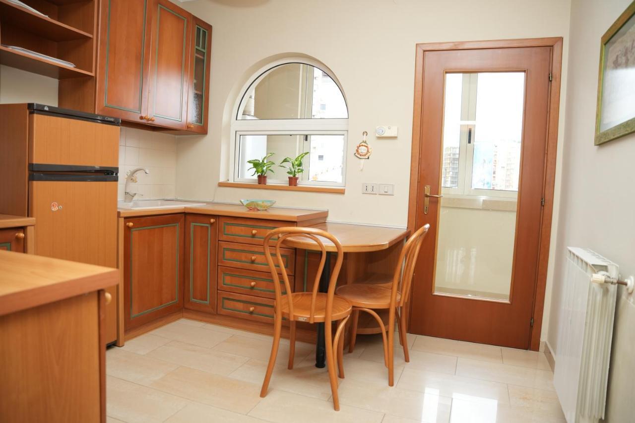 Ogi'S Central Apartment Tirana Exterior photo